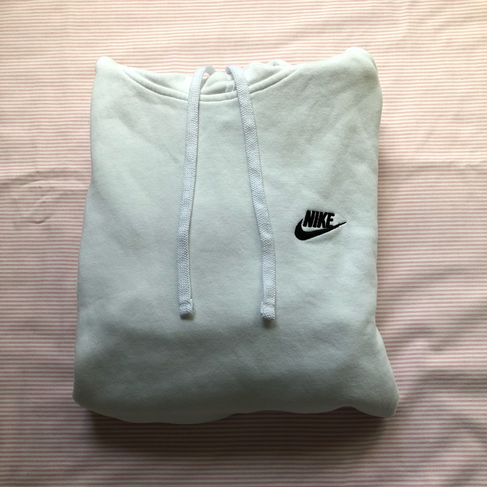 Classic Nike sweatshirt.